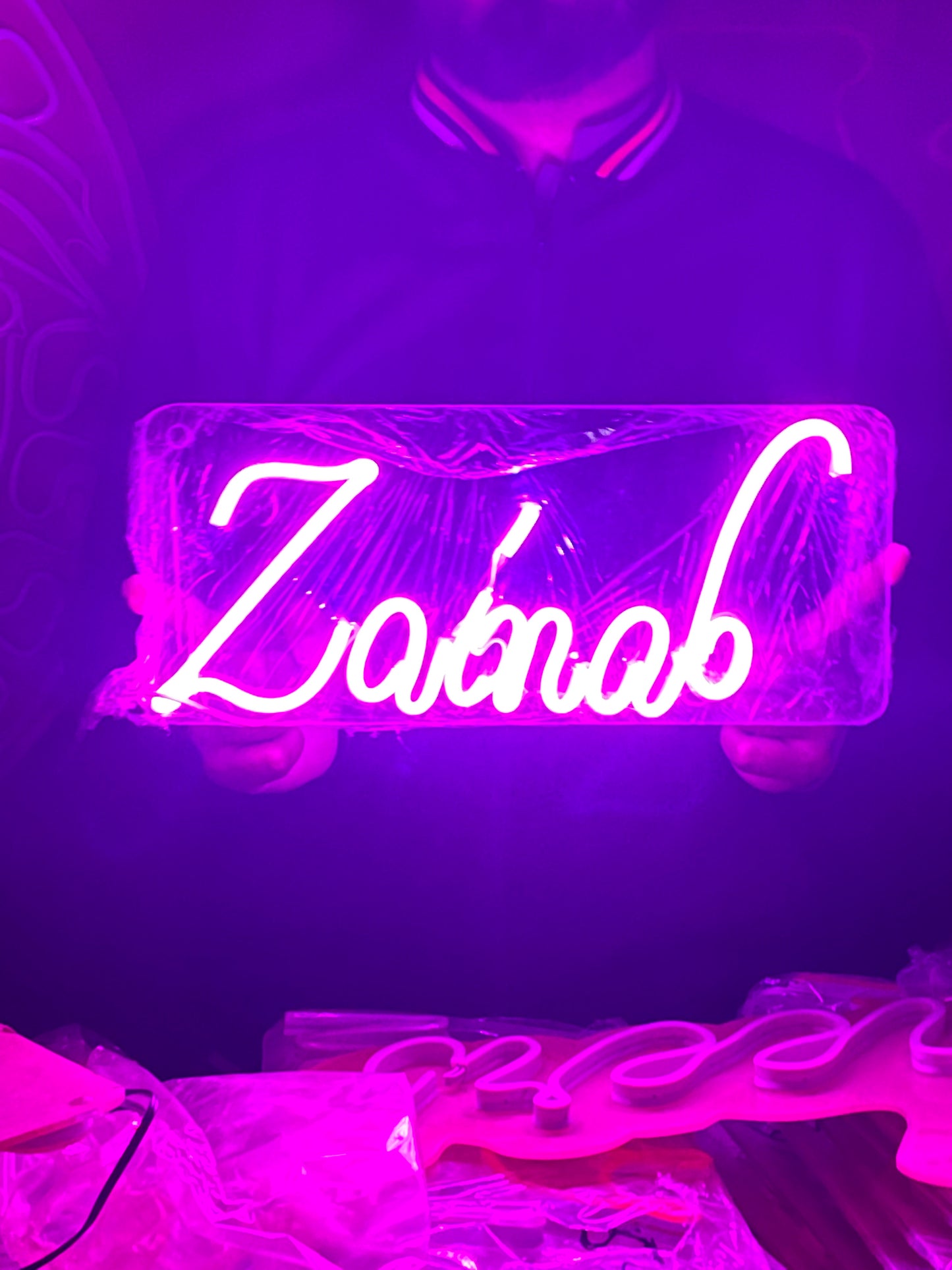 Custom Neon Sign at 950